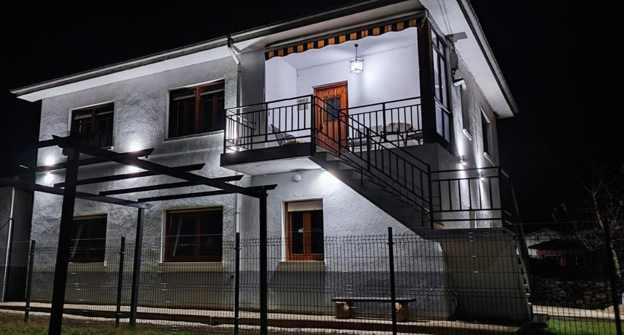 Casa Angela Villa Las Fraguas Exterior photo
